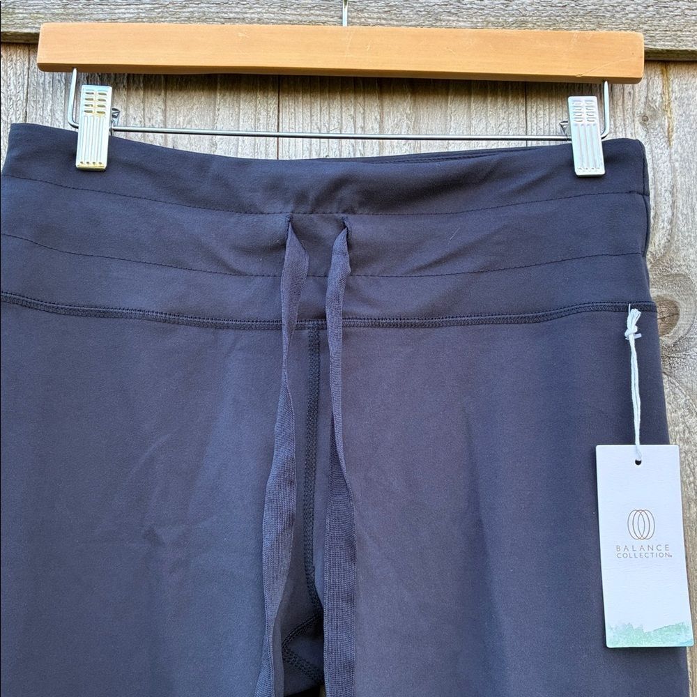 Balance Collection Midnight Blue Leggings - Picture 4 of 8